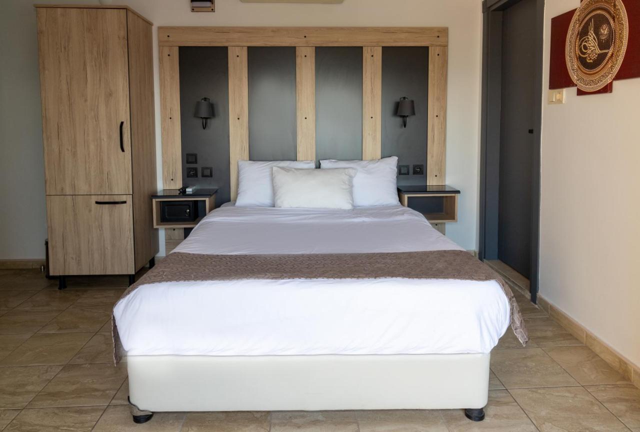 Galley Hotel Istanbul Exterior photo