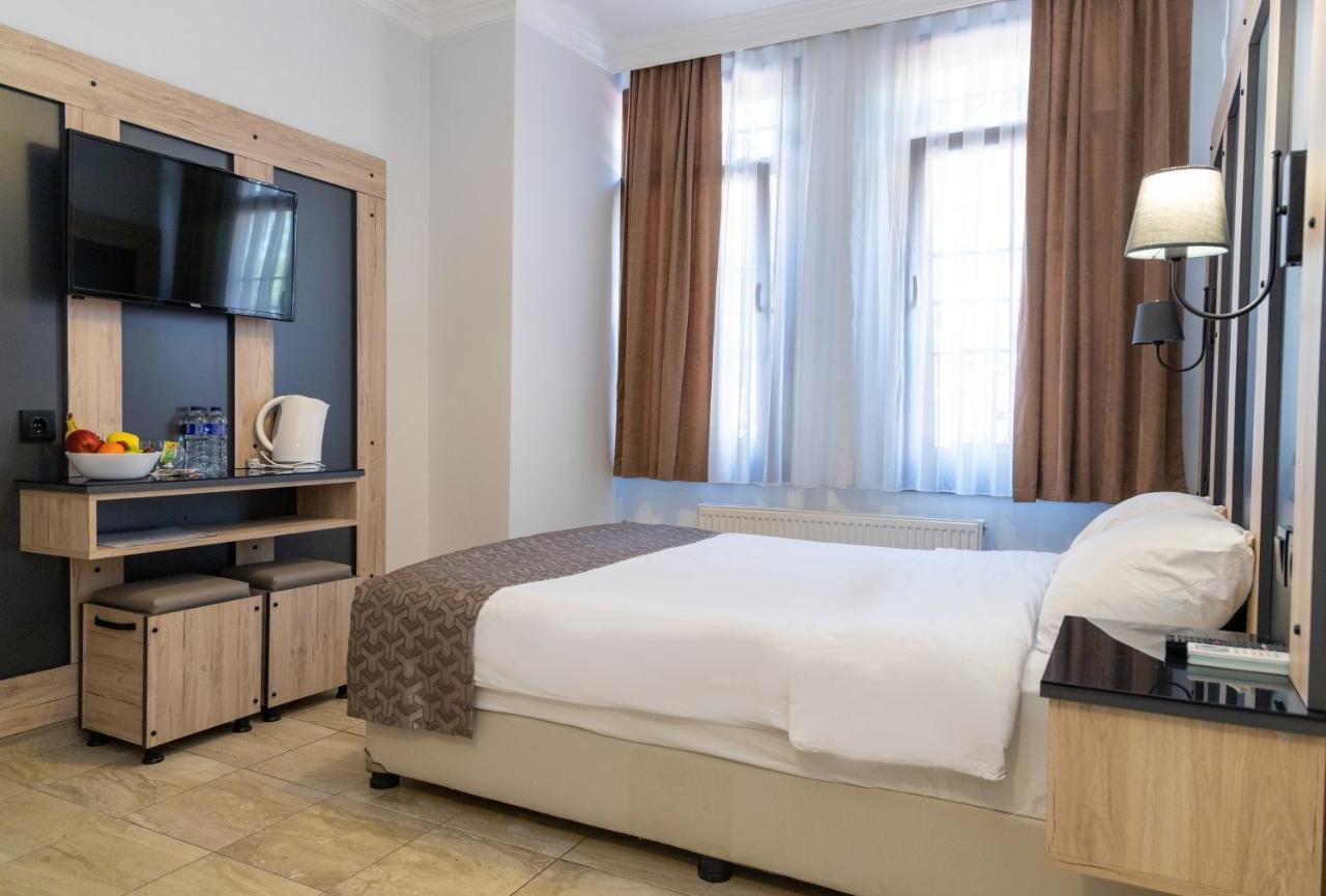 Galley Hotel Istanbul Exterior photo